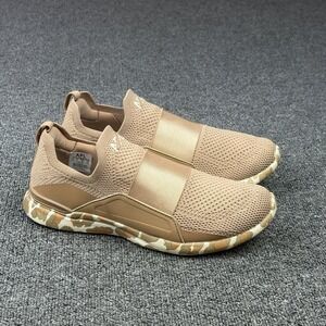 APL TechLoom Bliss Caramel Almond Leopard Womens 8.5 Slip On Knit Sneakers